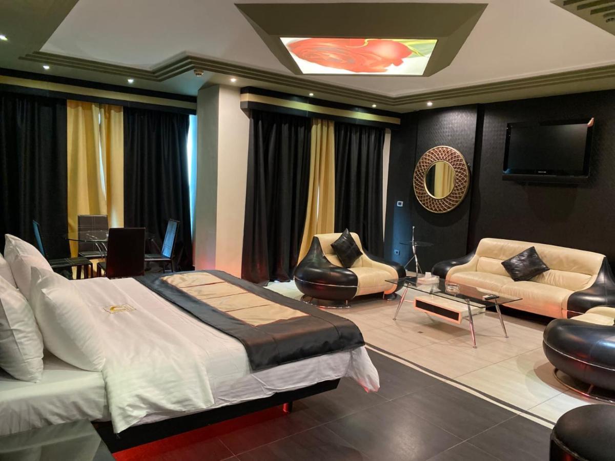 Dolls Hotel By Eurostars (Adults Only) จูนิเย ภายนอก รูปภาพ