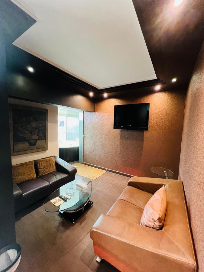 Dolls Hotel By Eurostars (Adults Only) จูนิเย ภายนอก รูปภาพ