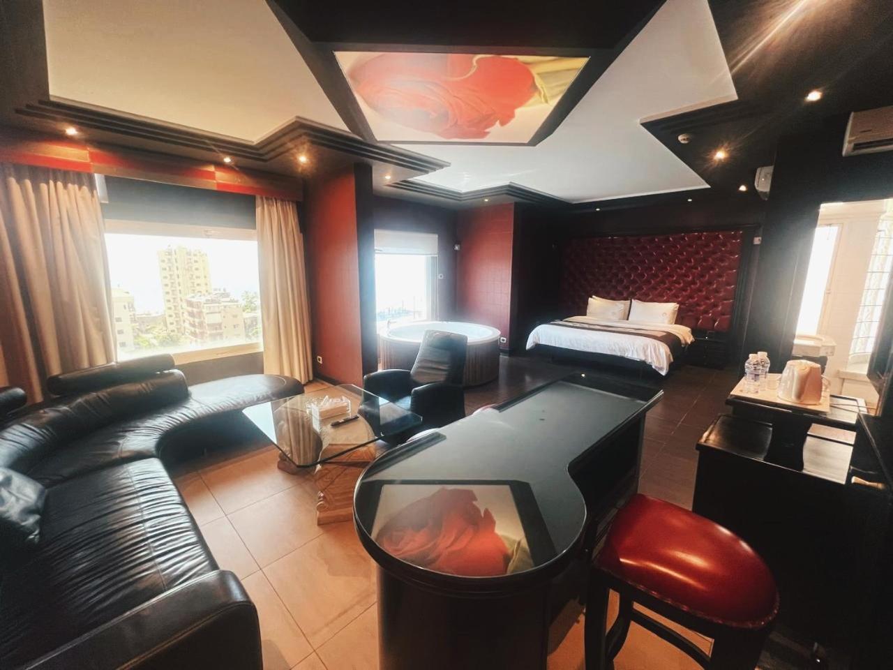 Dolls Hotel By Eurostars (Adults Only) จูนิเย ภายนอก รูปภาพ