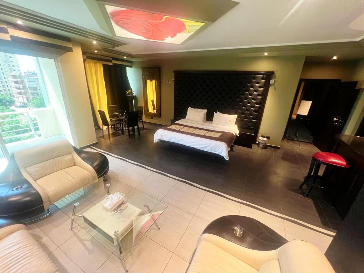 Dolls Hotel By Eurostars (Adults Only) จูนิเย ภายนอก รูปภาพ