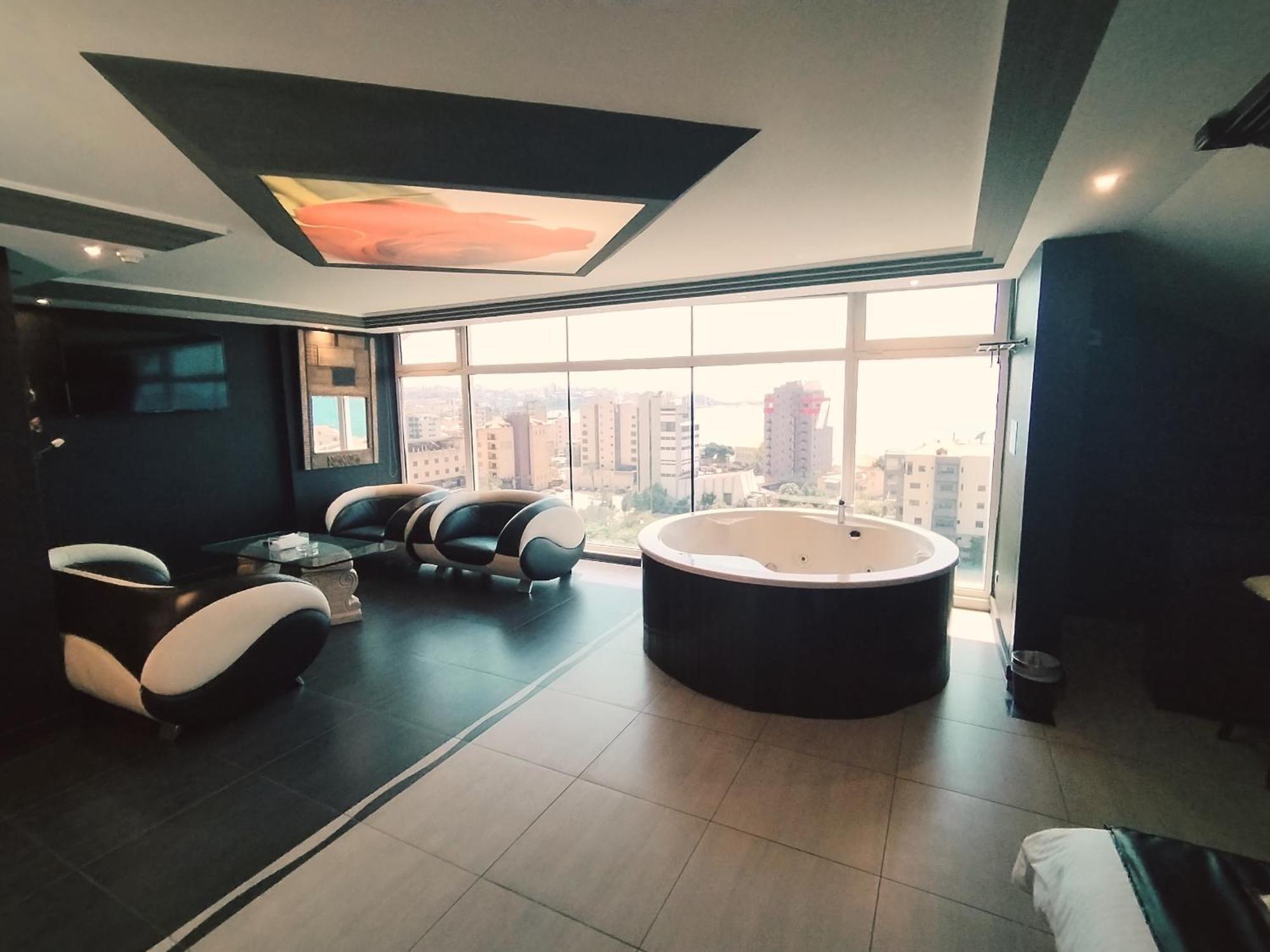 Dolls Hotel By Eurostars (Adults Only) จูนิเย ภายนอก รูปภาพ